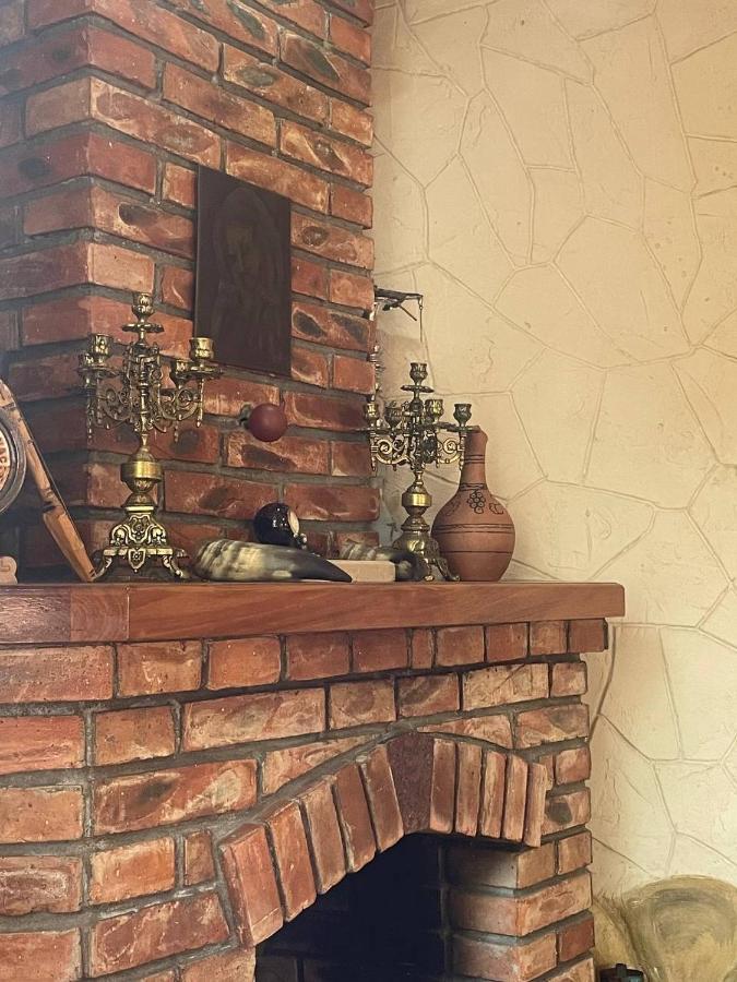 Guest House Nino Махинари Екстериор снимка