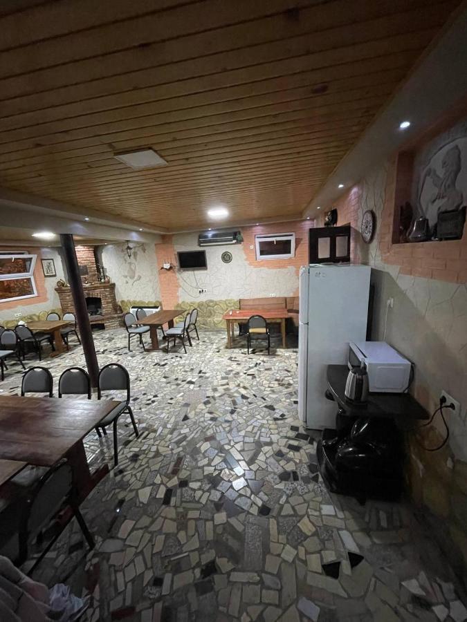 Guest House Nino Махинари Екстериор снимка