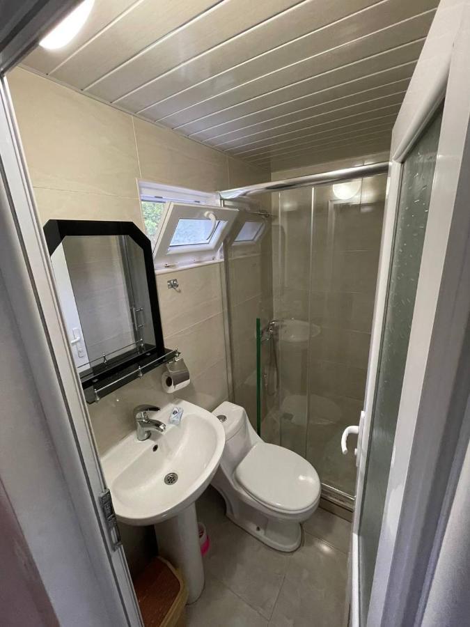Guest House Nino Махинари Екстериор снимка