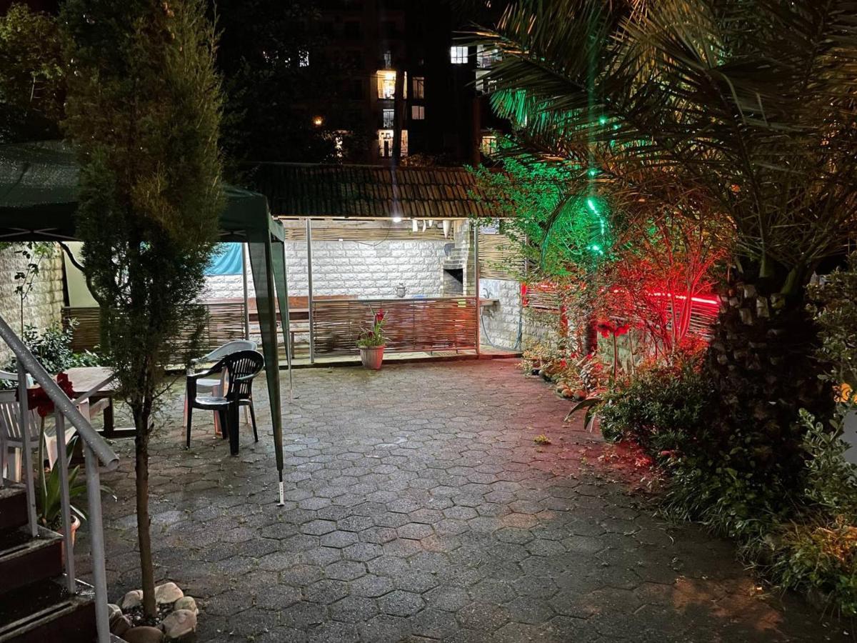 Guest House Nino Махинари Екстериор снимка