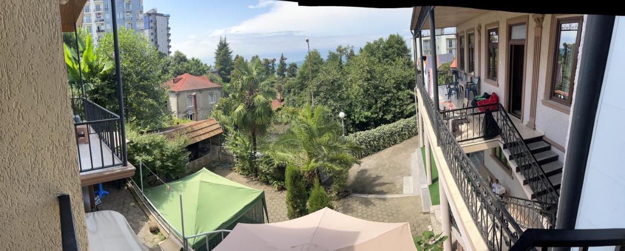 Guest House Nino Махинари Екстериор снимка