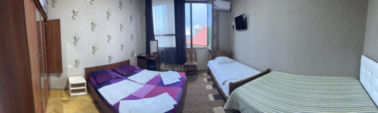 Guest House Nino Махинари Екстериор снимка