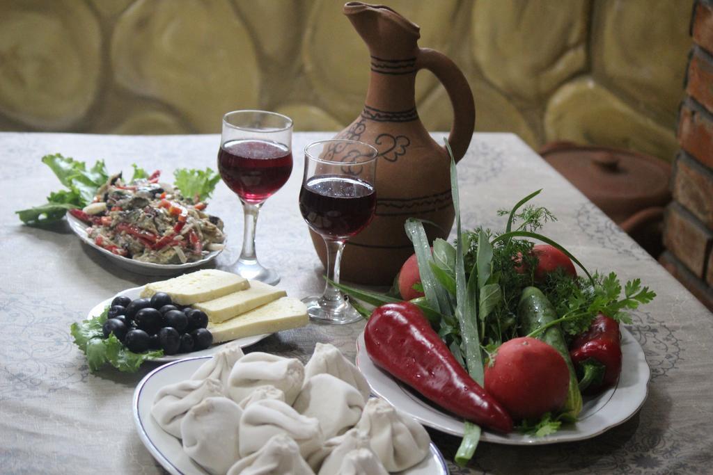 Guest House Nino Махинари Екстериор снимка