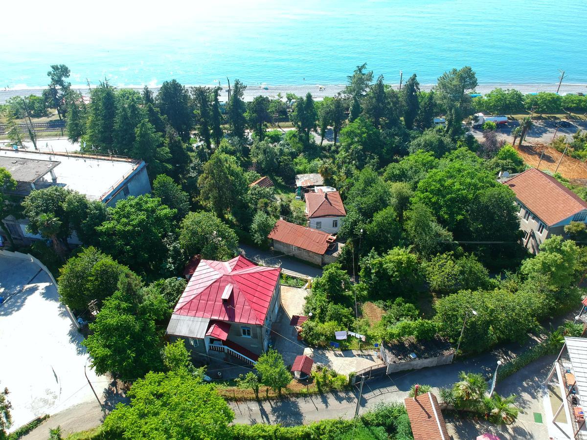 Guest House Nino Махинари Екстериор снимка